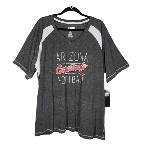 NFL Arizona Cardinals Short Sleeve V-Neck T-Shirt Women's 2X Gray Football NEW - Picture 2 of 9